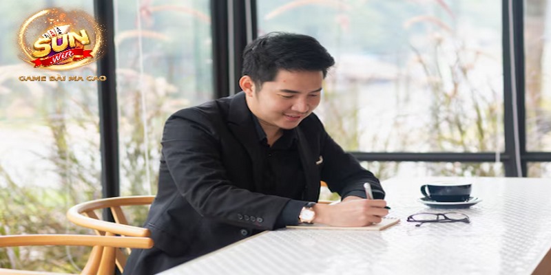 CEO Bồng Tâm và hành trình tạo nên web Sunwin chất lượng 2 CEO Bồng Tâm đã đặt nền móng đầu tiên cho Sunwin ra đời